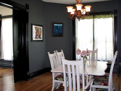 301 E Van Allen St, Tuscola, IL 61953 - photo 5