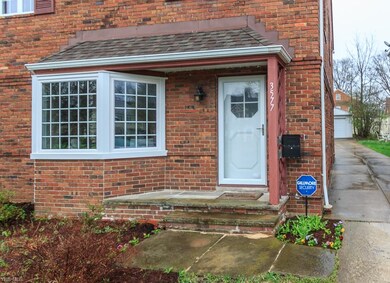 Inviting front entrance.