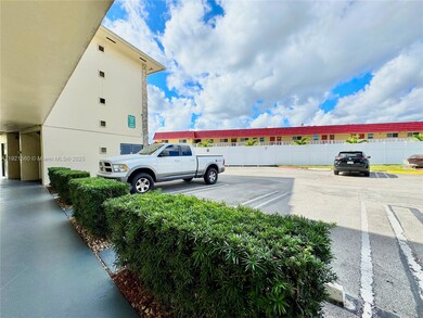 4431 NW 16th St unit H104, Lauderhill, FL 33313 - photo 6