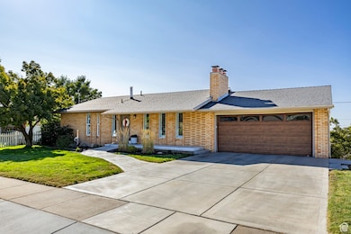 2024 Bonneview Dr, Bountiful, UT 84010 - photo 2