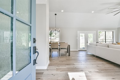 505 Point Clear Dr, Friendswood, TX 77546 - photo 4