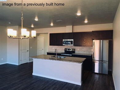 528 S Quillan Ct, Kennewick, WA 99336 - photo 4