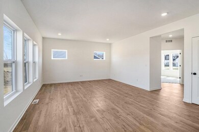 APP056-E2390-Great Room2