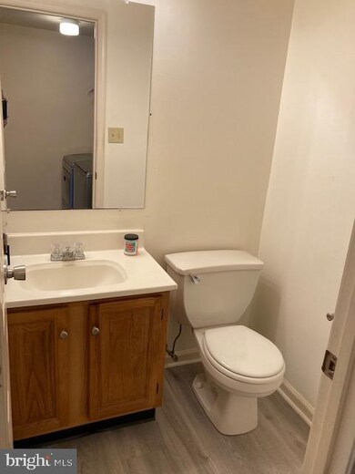 526 E Main St, New Holland, PA 17557 - photo 7