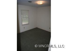 Guest Bedroom with Large BA