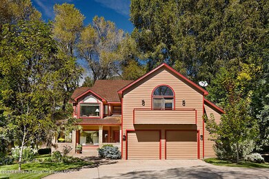 10RiverCove_WEB_01