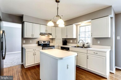 2008 Advisory Ct, Sykesville, MD 21784 - photo 7