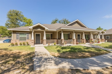 512 E Akard St unit 300, Weatherford, TX 76086 - photo 3