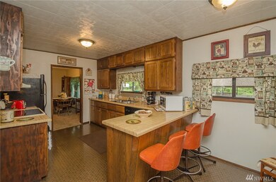 620 N 5th St, Toledo, WA 98591 - photo 4
