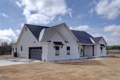 102 E Stage Coach Trail, Weatherford, TX 76085 - photo 3