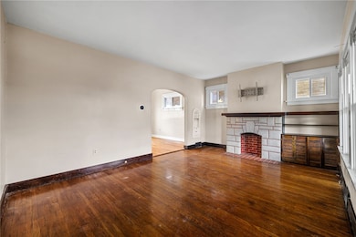 103 Munsey Ave, Pittsburgh, PA 15227 - photo 5