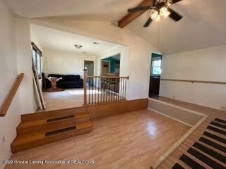 1637 Glenrose Ave, Lansing, MI 48915 - photo 3