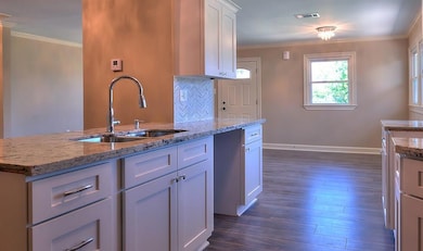 4943 Piety Dr, New Orleans, LA 70126 - photo 7