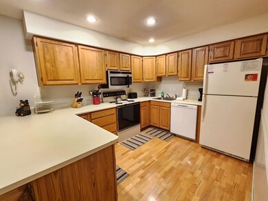 227 Main St unit 332, Lincoln, NH 03251 - photo 5