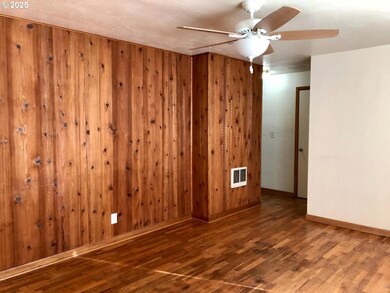 3215 Pheasant Blvd, Springfield, OR 97477 - photo 3