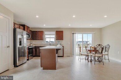 78 Banks Ave, Bunker Hill, WV 25413 - photo 5