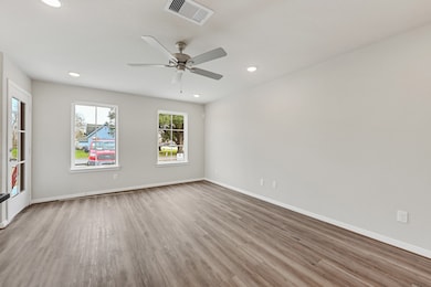 422 3rd St, Rosenberg, TX 77471 - photo 6