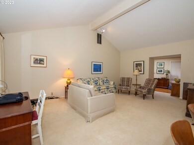 1177 Spyglass Dr, Eugene, OR 97401 - photo 4