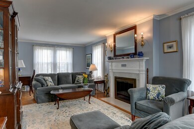 5-Living Room