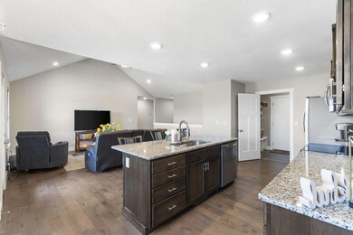 827 E Crystal Ave, Nixa, MO 65714 - photo 6