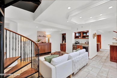 606 W Riverside Dr, Jeffersonville, IN 47130 - photo 7