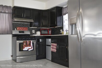 617 W Northrup St, Lansing, MI 48911 - photo 6