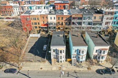 Hommati.com-169_Myrtle_Ave_NY-02-15-2023