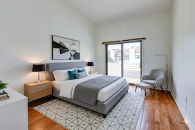 816 Topsail Ln, Secaucus, NJ 07094 - photo 3