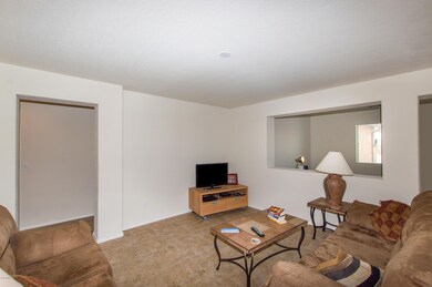 04 Family Room