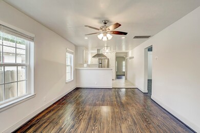 1308 Idylwild St unit A, Houston, TX 77009 - photo 5