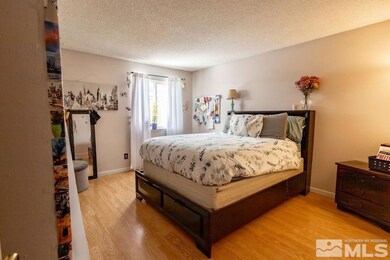 1029 Bradley Square, Sparks, NV 89434 - photo 6