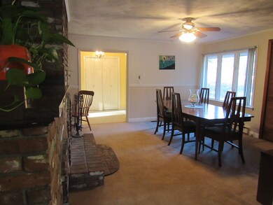 72 Atkinson Dr, Bridgewater, MA 02324 - photo 4