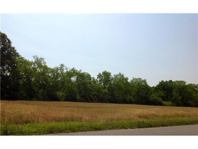 8911 Licking Trails Rd, Jacksontown, OH 43030 - photo 4