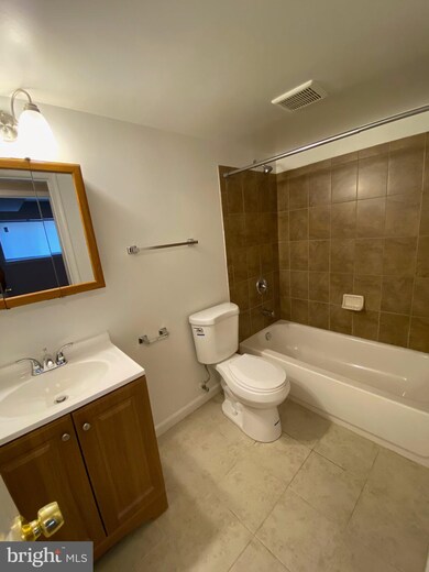 514 Cedarleaf Ave, Capitol Heights, MD 20743 - photo 4