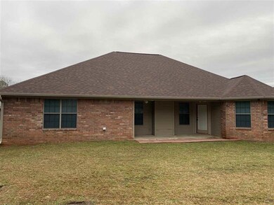 507 E Greenfield Dr, Wake Village, TX 75501 - photo 4