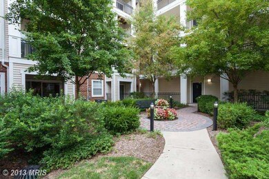 12917 Centre Park Cir unit 415, Herndon, VA 20171 - photo 3