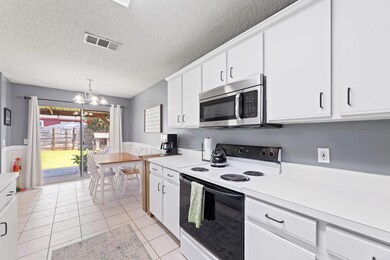 1104 Wintercreek Dr, Denton, TX 76210 - photo 7