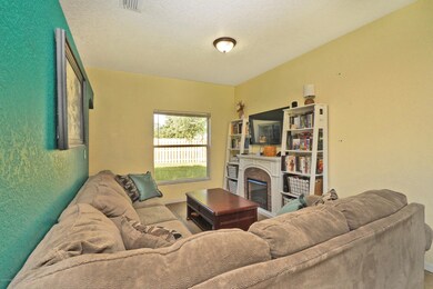 7400 Joshua Pl-13