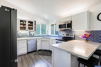 1660 Sieberg St NE, Keizer, OR 97303 - photo 4