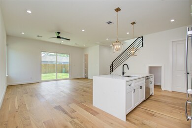 5706 Balbo St unit C, Houston, TX 77091 - photo 2