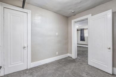 6-web-or-mls-Middlesex_6225_Unit5 - Bed