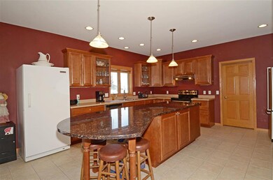 470 Cledell St, Oregon, WI 53575 - photo 7