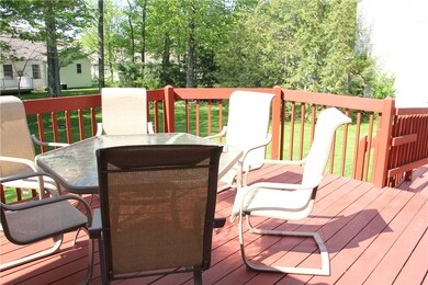 Wonderful deck for entertaining!