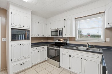 370 County Road 7, Stringer, MS 39481 - photo 6