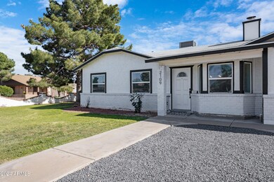 2109 E Butler St, Chandler, AZ 85225 - photo 4