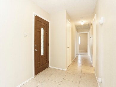 15606 Highfield Dr, Houston, TX 77095 - photo 2