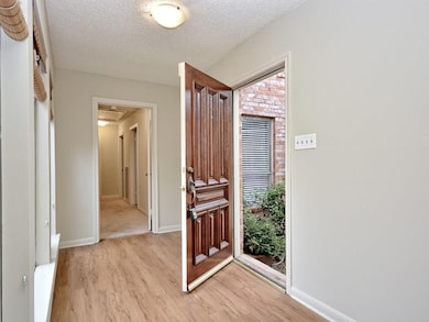 4700 Trail West Dr, Austin, TX 78735 - photo 5