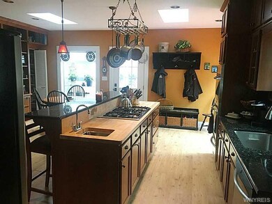 Kitchen. 217 Union Street, Hamburg, NY 14075 - kit