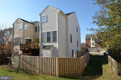 12037 Kemps Landing Cir, Manassas, VA 20109 - photo 4