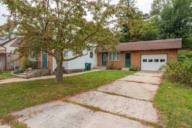 217 Randolph St, Mishicot, WI 54228 - photo 2